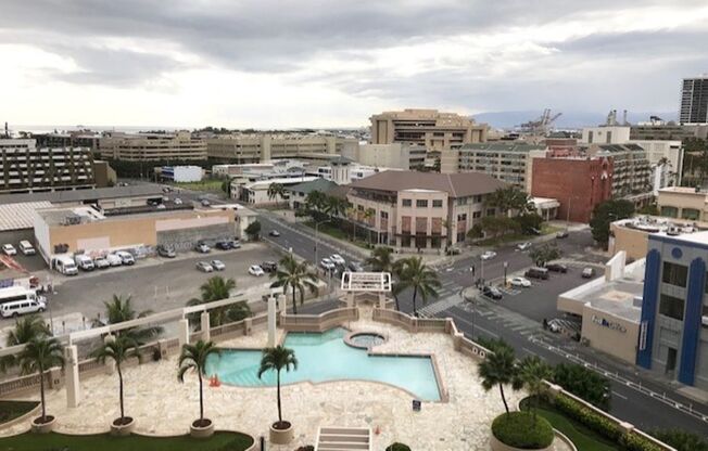 $2,950- 2 BR/1 Bath/1 Parking - Partly Furnished 10th Floor Keola La'i unit in Kaka'ako