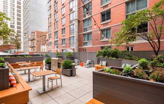 2 beds, 2 baths, 922 sqft, $5,795, Unit 14P