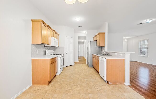 Beautiful Single Story, 3 Bedroom, 2 Bath Home in Round Rock