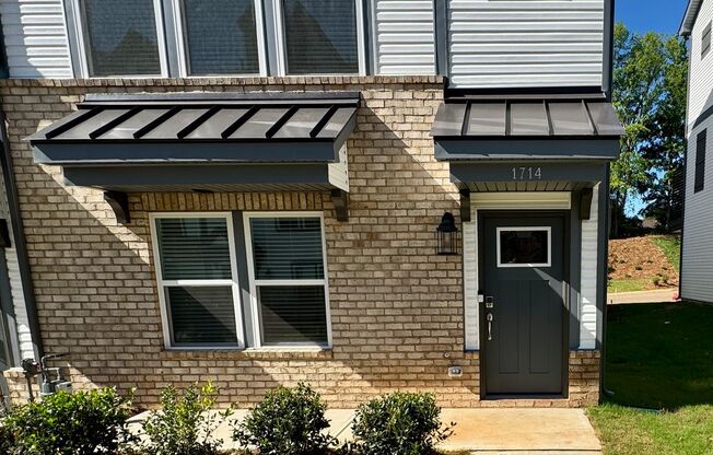 Beautiful, New Construction, 3-Story, 4BR/3.5BA Townhouse
