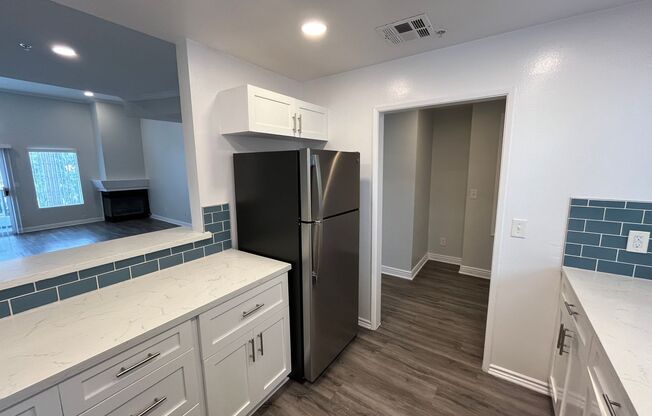 3 beds, 2 baths, 1,250 sqft, $3,898, Unit 302