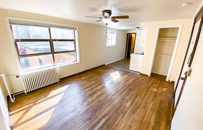 Studio, 1 bath, 350 sqft, $1,395, Unit 211 (#23)