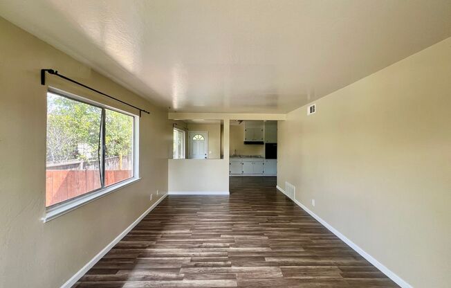 2541 2543 MONTICELLO WAY