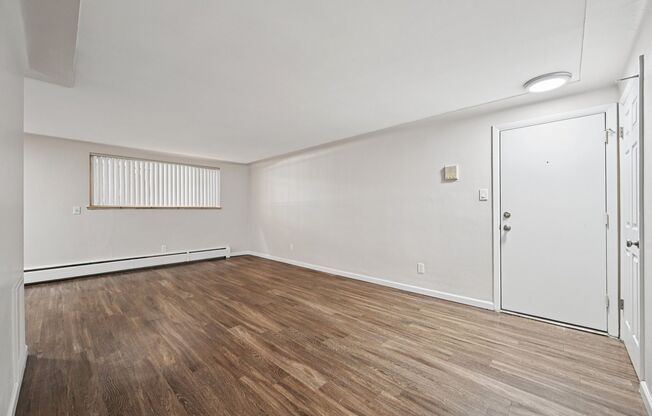 Welcome to Dahlia Apartments — Comfortable, Affordable Living in the Heart of Denver