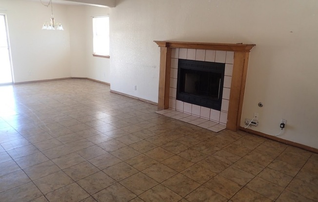 3 beds, 2 baths, $1,595