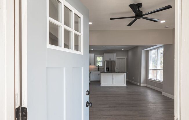 Renovated Bungalow in Riverside