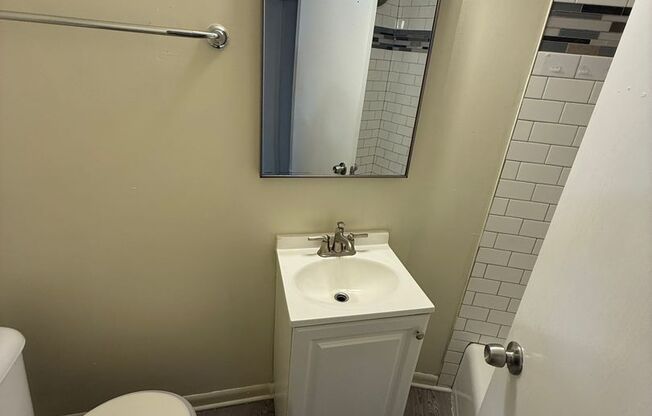 1 bed, 1 bath, 750 sqft, $895, Unit #13
