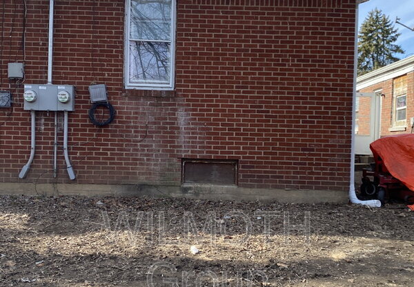 1111 MEDFORD AVE