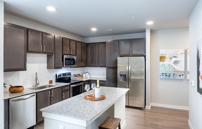 7800 GRAND MSN BLVD