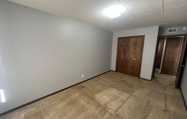 645 s. 20th