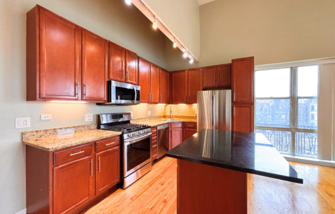 2 beds, 2 baths, $2,385, Unit A4