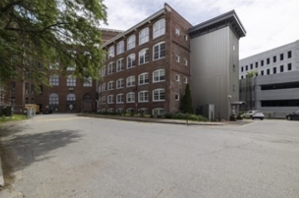 2 beds, 1 bath, 980 sqft, $2,300, Unit 3402