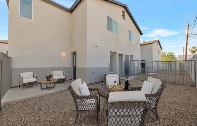 3 beds, 2.5 baths, 1,262 sqft, $1,749, Unit 111