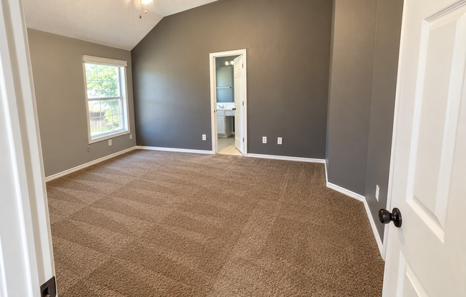 3 beds, 2 baths, $2,400