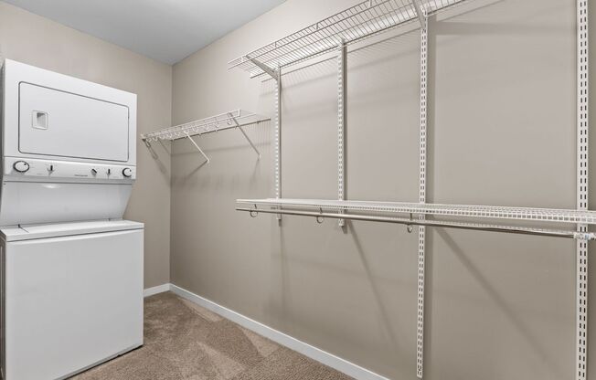 1 bed, 1 bath, 884 sqft, $1,190, Unit #207