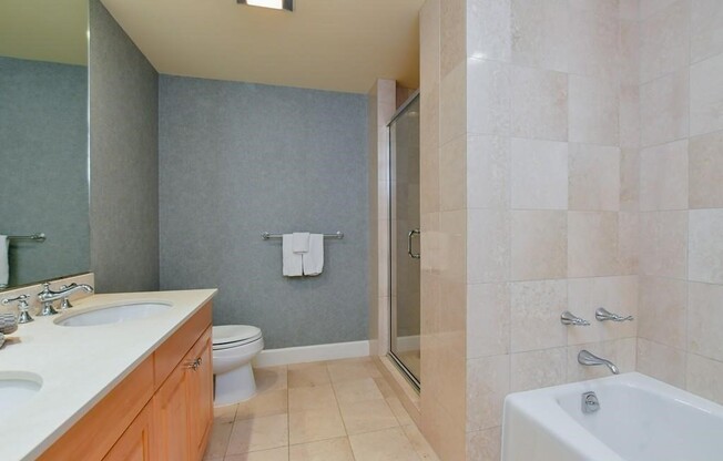 3 beds, 2.5 baths, 1,737 sqft, $6,800, Unit 310
