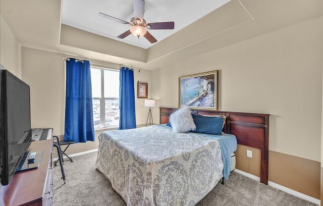 2 beds, 2 baths, $2,095