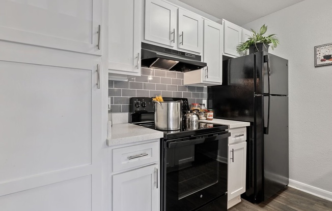 2908 WOODLAND GRV DR