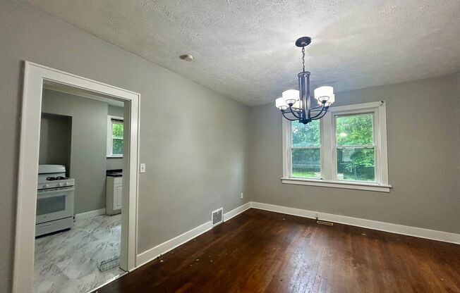 Available Now! Spacious 4 Bedroom Home in Marshall Shadeland | Pet Friendly