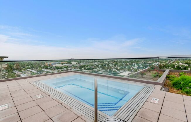2 beds, 2 baths, $2,945, Unit # 603
