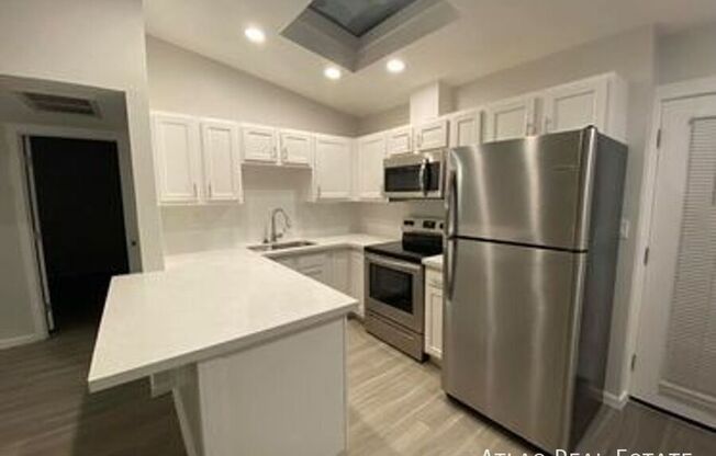 2636 N 46 ST