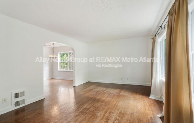 901 UNDERWOOD AVE SE