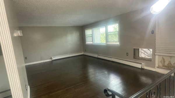 3 beds, 2 baths, $3,500