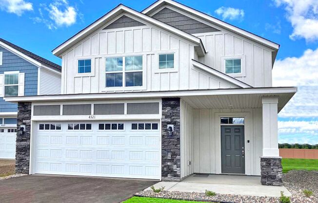 Elegant New Fireplace Home with 4 BRs on One Level is Pet Friendly!