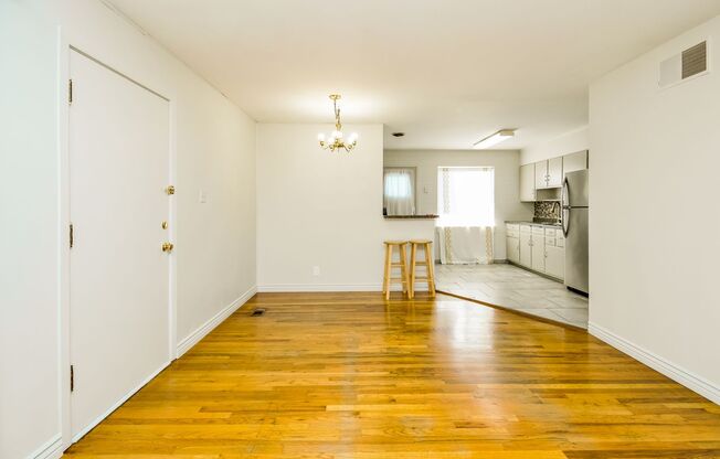 3 Bedroom/1.5 Bathroom Salt Lake City