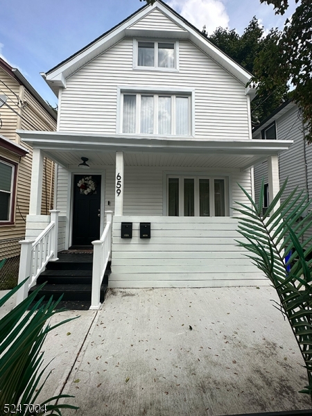 659 NASSAU ST