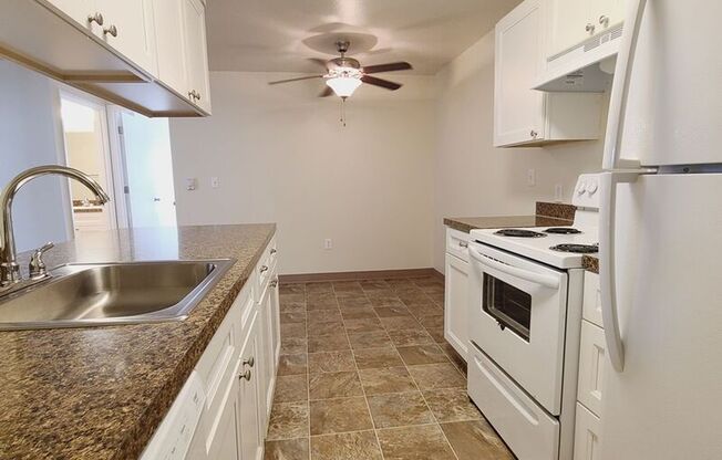 1821 SE MINTER BRIDGE RD, UNIT 17