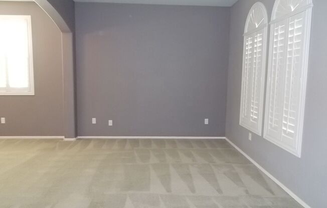 Spacious 3-Bedroom Cul-de-Sac Home in Prime Location