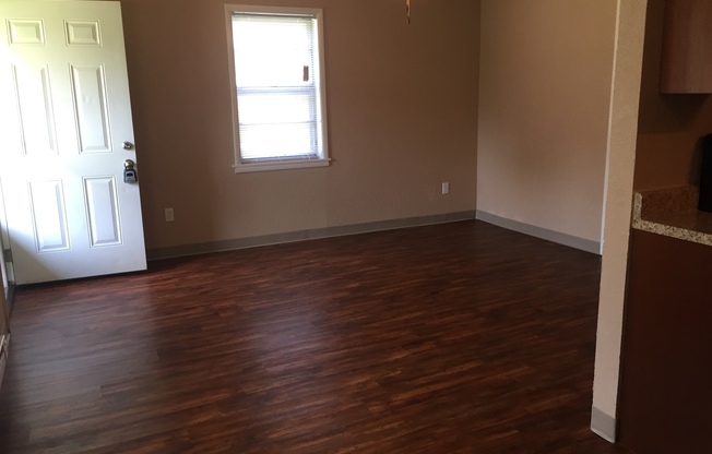 1 bed, 1 bath, $585, Unit 4729