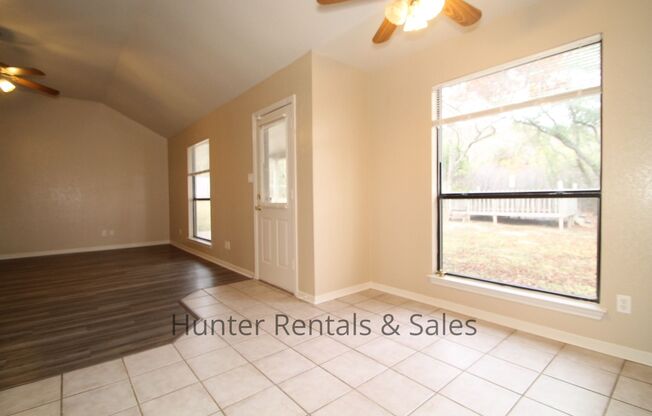 3 beds, 2 baths, $1,395