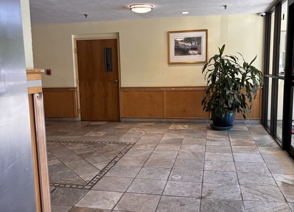 2 beds, 2 baths, 1,055 sqft, $2,400, Unit 318
