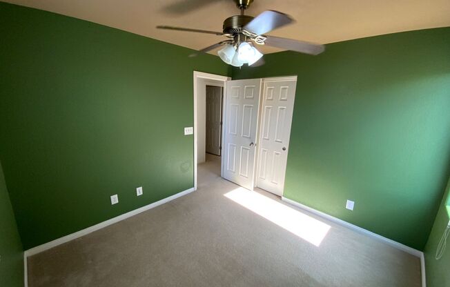 4 beds, 2.5 baths, $1,995