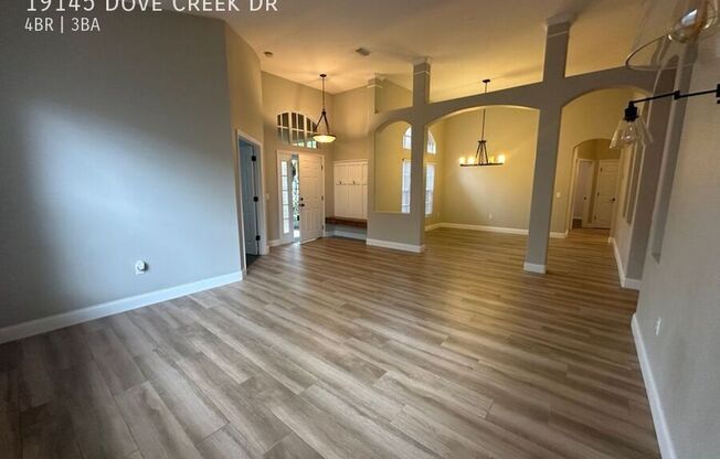 19145 DOVE CRK DR