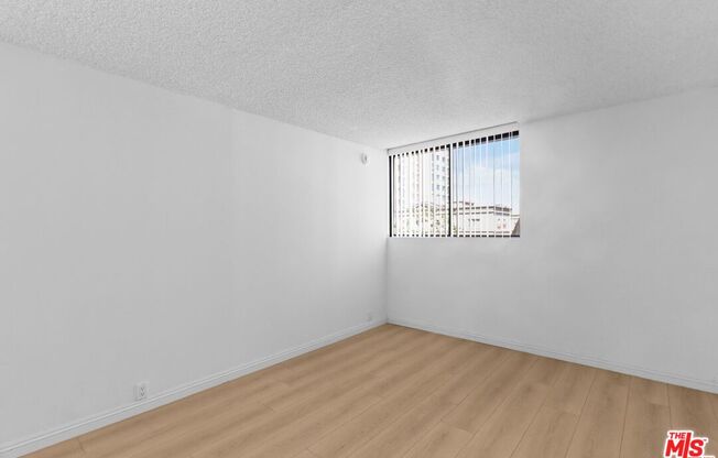 2 beds, 2 baths, 1,340 sqft, $4,500, Unit 603