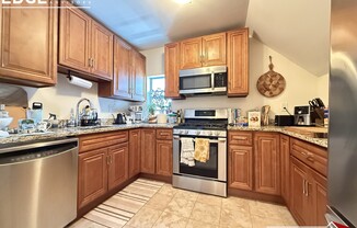104 BROOKS ST