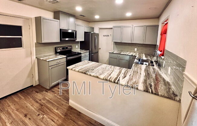 3204 OLD JACKSONVILLE HWY