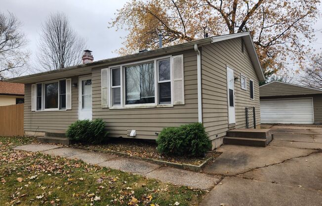 3 beds, 1 bath, $1,195