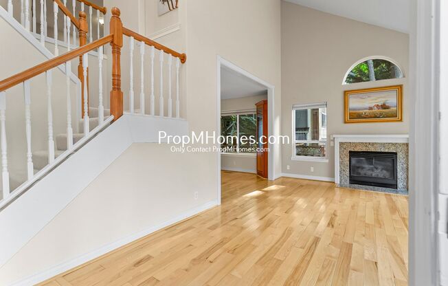 Spacious Four Bedroom Retreat in Lake Grove!