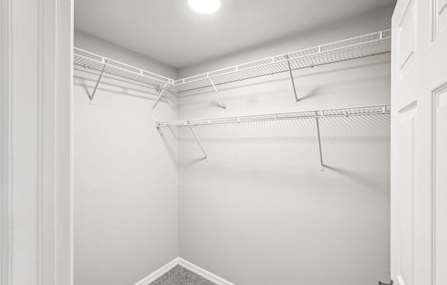 2 beds, 2 baths, 1,001 sqft, $1,450, Unit 0536