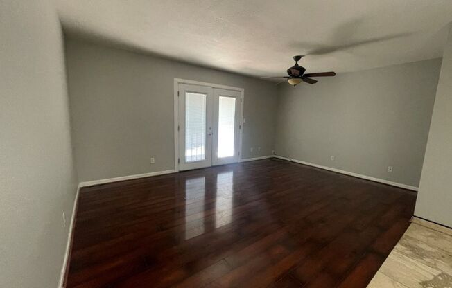 913 E Beryl Ave - Villa Sierra Madre