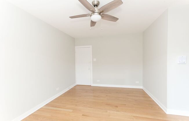 Studio, 1 bath, 435 sqft, $1,595, Unit 516-318