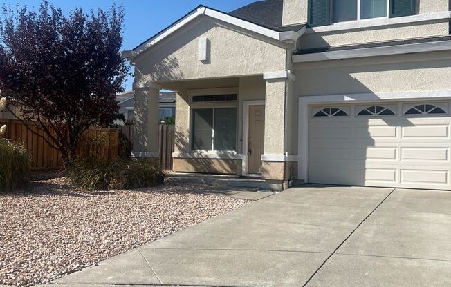 4 beds, 2 baths, $3,100