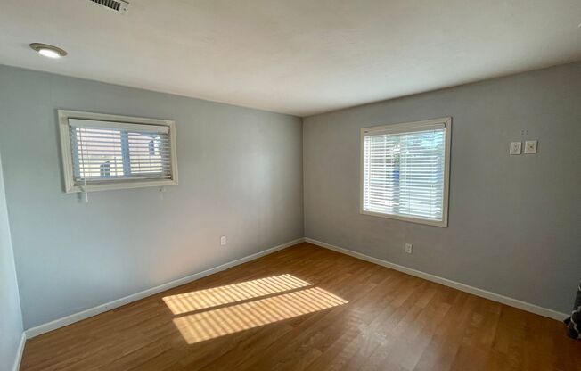 3 beds, 1 bath, $3,550