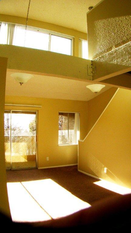 2 beds, 1.5 baths, 815 sqft, $1,050, Unit 827 - 302C