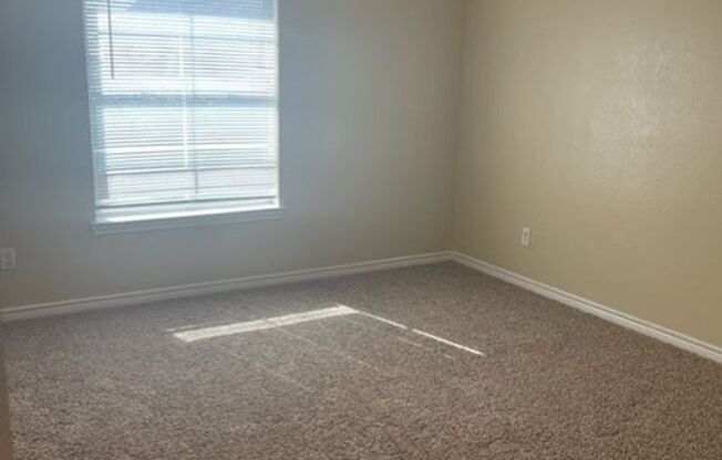 2 beds, 2 baths, 936 sqft, $1,019