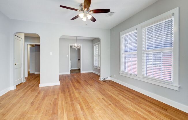 1810/1812 W. Alabama St Apartments